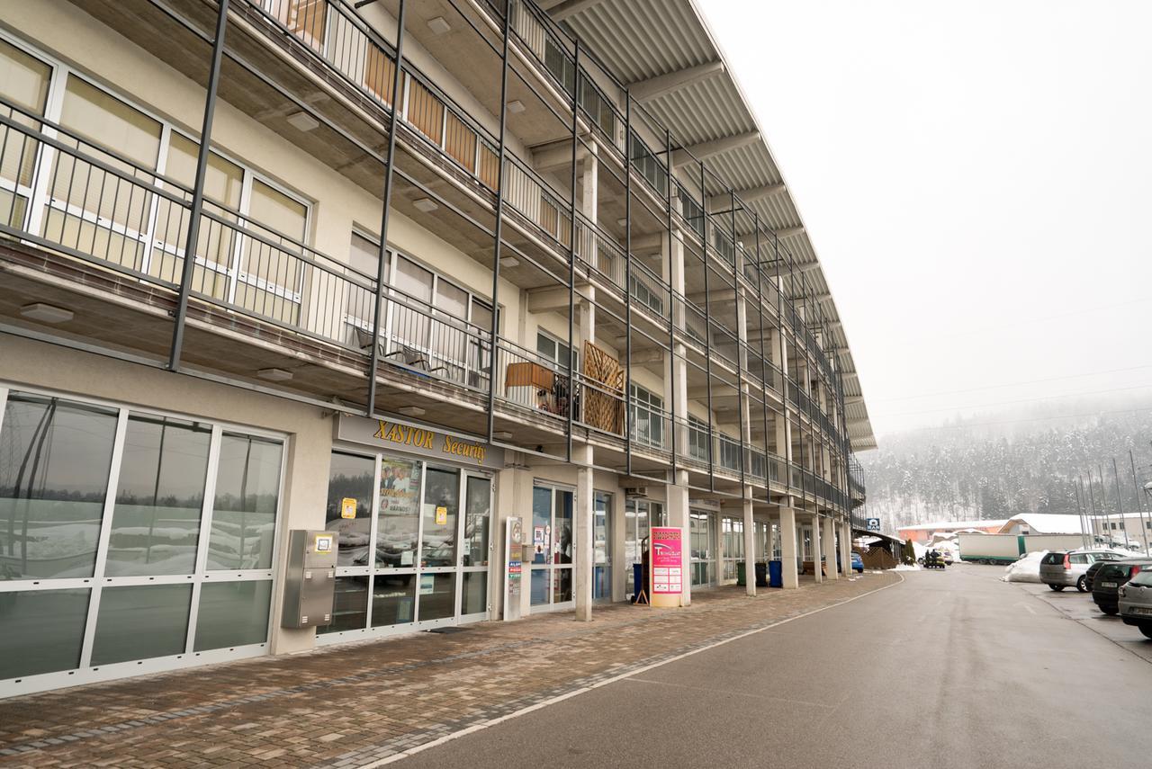 Motel Grc Zapolje Logatec Exteriér fotografie